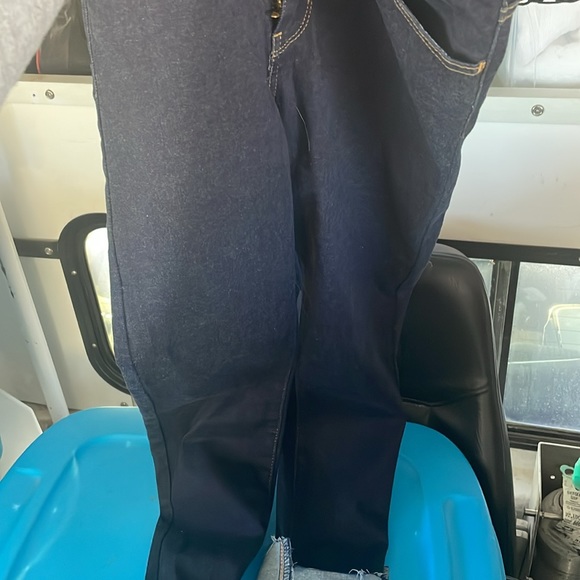 Levi jeans female size 29 high rise super skinny never worn - Picture 4 of 4